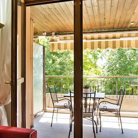 Terrace In Center ليكو