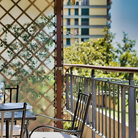 Terrace In Center شقة